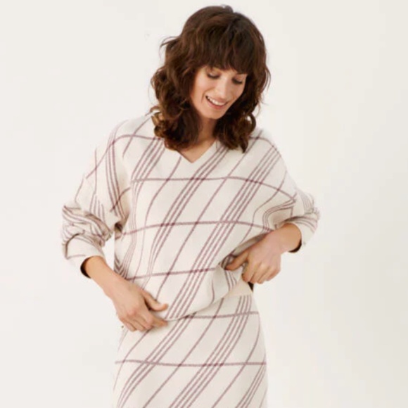 Part Two Oversized Plaid Checkered Cotton Blend V-Neck Sweater - Picture 1 of 7